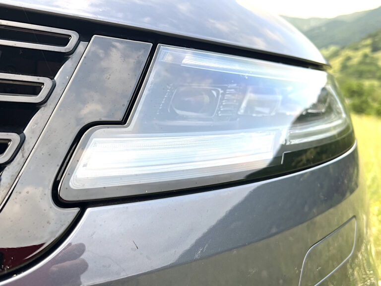 Range Rover Sport plug-in hybrid: le foto della prova su strada