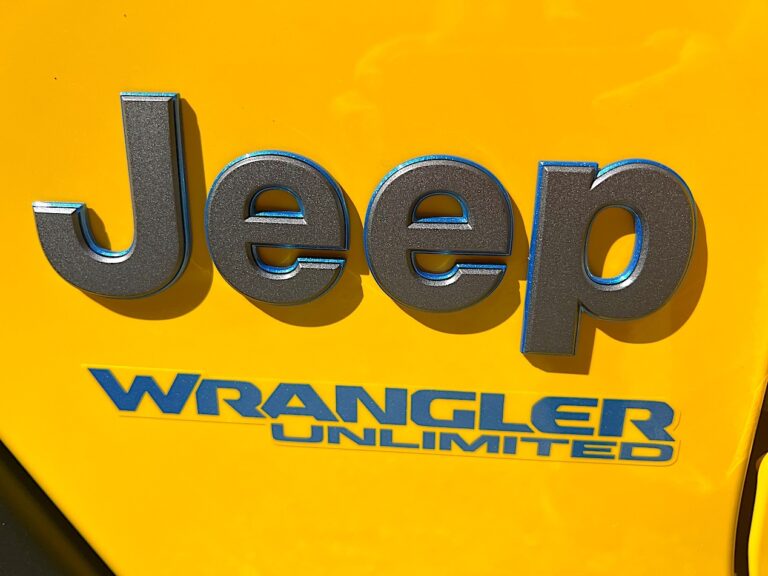 Jeep Wrangler 4Xe Unlimited Rubicon: le immagini
