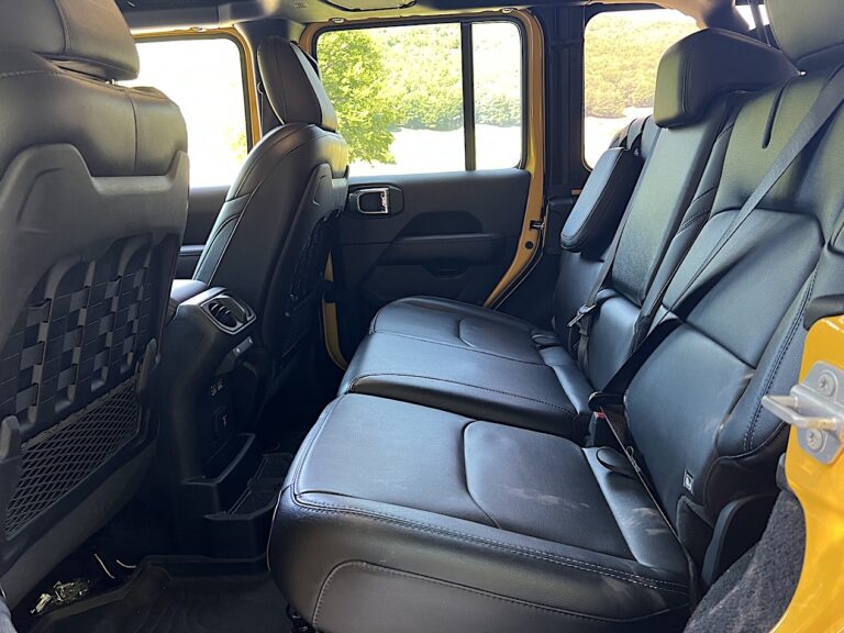 Jeep Wrangler 4Xe Unlimited Rubicon: le immagini