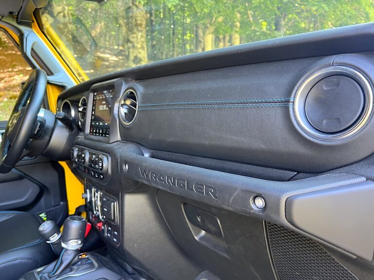 Jeep Wrangler 4Xe Unlimited Rubicon: le immagini