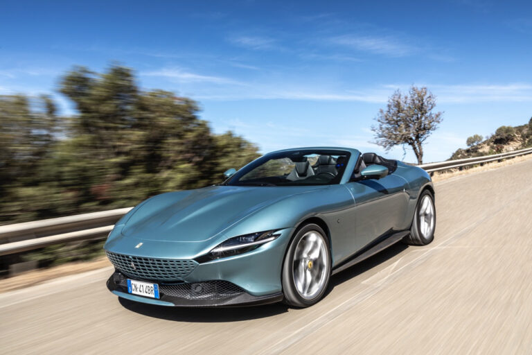 Ferrari Roma Spider