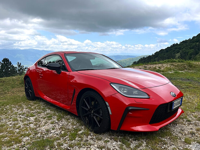 Toyota GR86