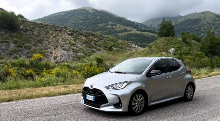 Mazda 2 Hybrid