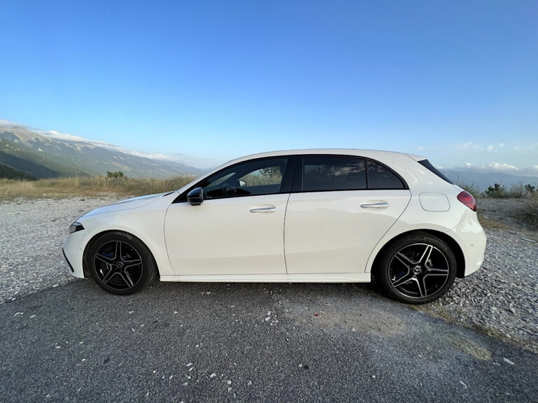 Mercedes Classe A 180d: le foto della prova su strada