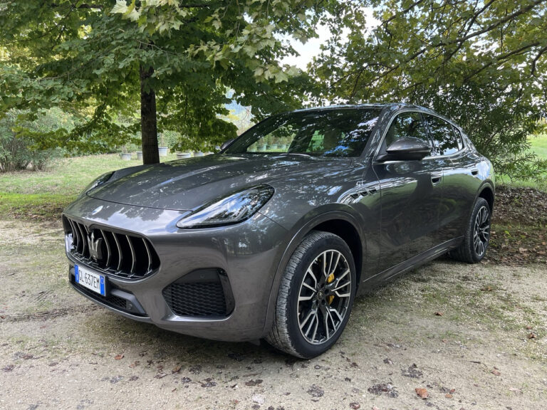 Maserati Grecale GT: le foto della prova su strada