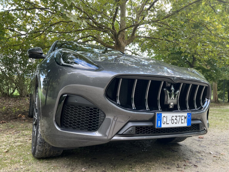 Maserati Grecale GT: le foto della prova su strada