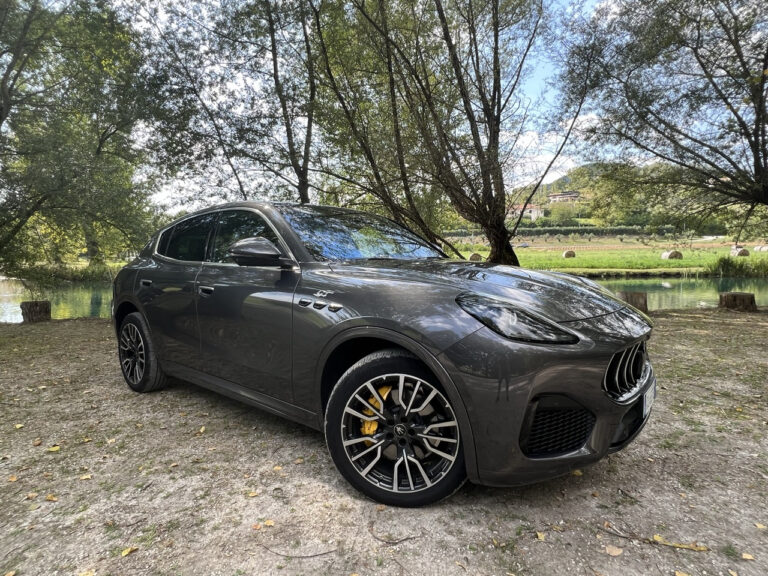 Maserati Grecale GT: le foto della prova su strada