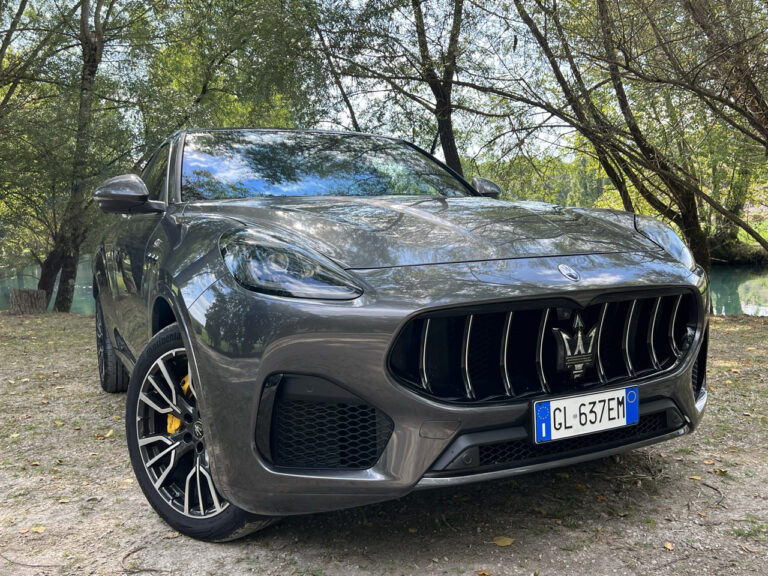 Maserati Grecale GT: le foto della prova su strada