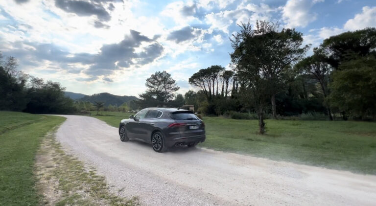 Maserati Grecale GT: le foto della prova su strada