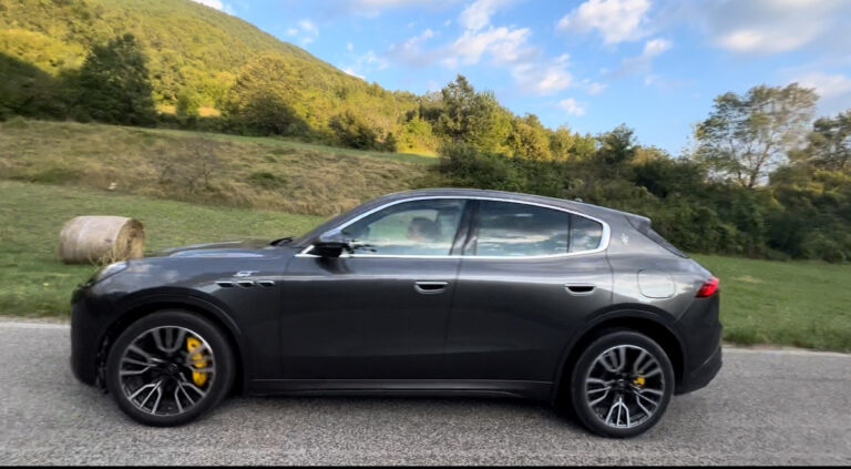 Maserati Grecale GT: le foto della prova su strada