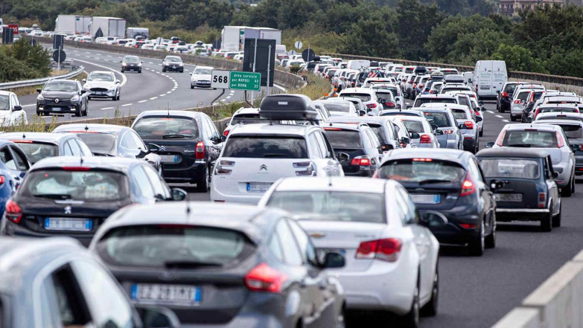 Furti parziali d’auto: Lombardia in testa, utilitarie e premium nel mirino