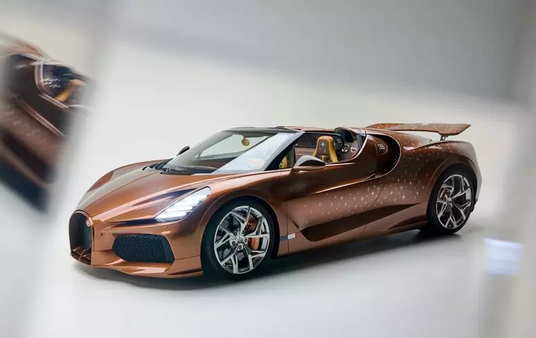 Bugatti crea una W16 Mistral unica al mondo dedicata al Piccolo Principe - Motori.it