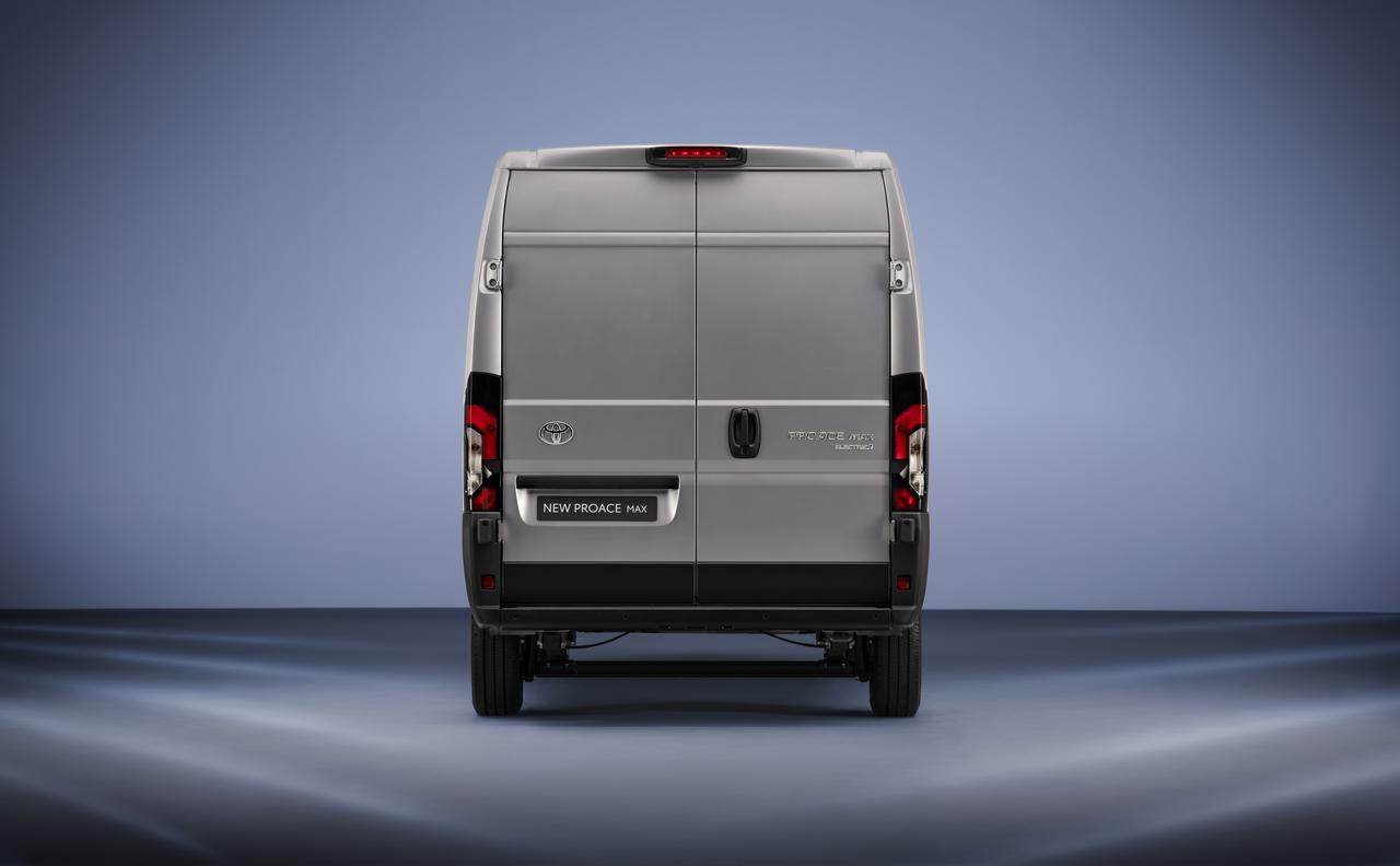Nuovo Toyota ProAce Max
